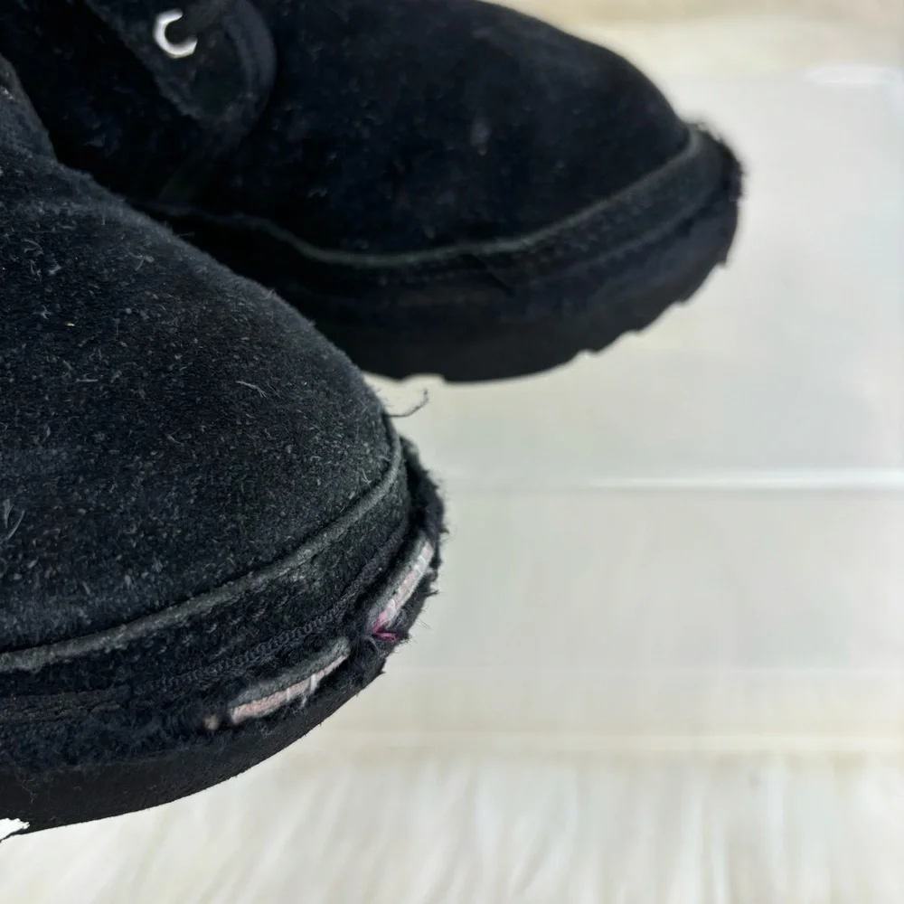 UGG NEUMELL CHUNKY ANKLE KIDS BOOTIES SIZE 12